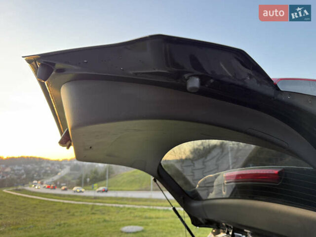 Черный Хендай Kona, объемом двигателя 0 л и пробегом 22 тыс. км за 16999 $, фото 19 на Automoto.ua