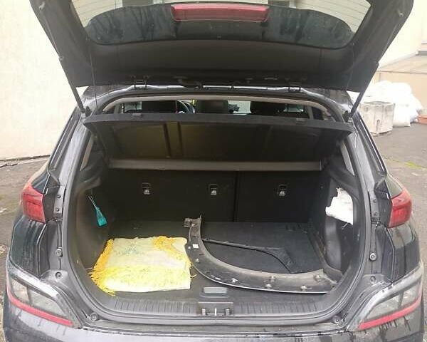 Хендай Kona 2023 у Львові на Automoto.ua Чорний Хендай Kona, об'ємом двигуна 0 л та пробігом 75 тис. км за 19100 $, фото 5 на Automoto.ua