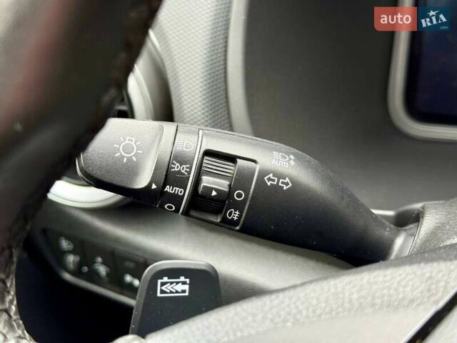 Коричневый Хендай Kona, объемом двигателя 0 л и пробегом 46 тыс. км за 17700 $, фото 31 на Automoto.ua