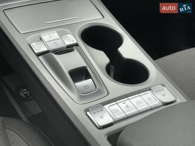 Коричневый Хендай Kona, объемом двигателя 0 л и пробегом 58 тыс. км за 18490 $, фото 35 на Automoto.ua