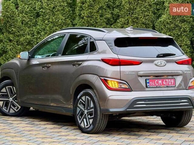 Коричневый Хендай Kona, объемом двигателя 0 л и пробегом 46 тыс. км за 17700 $, фото 12 на Automoto.ua