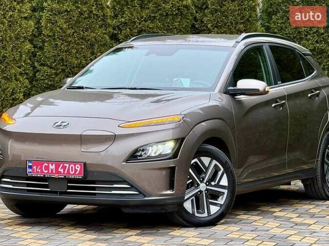 Коричневый Хендай Kona, объемом двигателя 0 л и пробегом 46 тыс. км за 17700 $, фото 4 на Automoto.ua