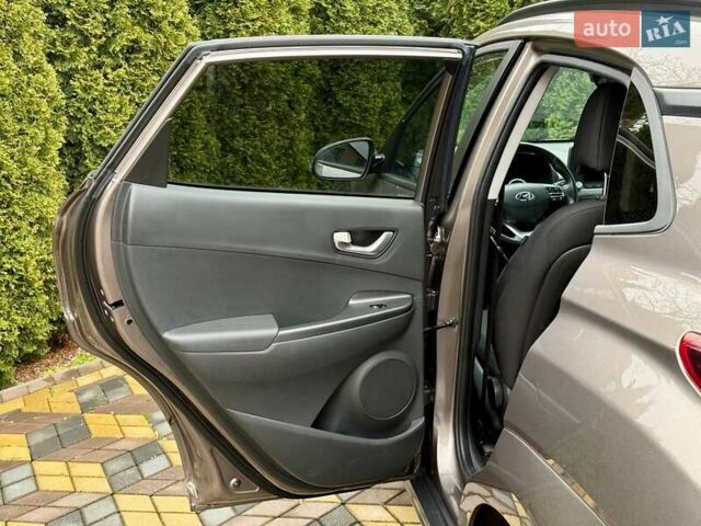 Коричневый Хендай Kona, объемом двигателя 0 л и пробегом 46 тыс. км за 17700 $, фото 22 на Automoto.ua