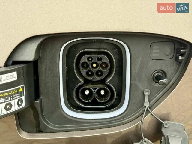 Коричневый Хендай Kona, объемом двигателя 0 л и пробегом 46 тыс. км за 17700 $, фото 41 на Automoto.ua