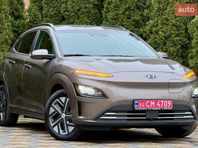 Коричневый Хендай Kona, объемом двигателя 0 л и пробегом 46 тыс. км за 17700 $, фото 1 на Automoto.ua