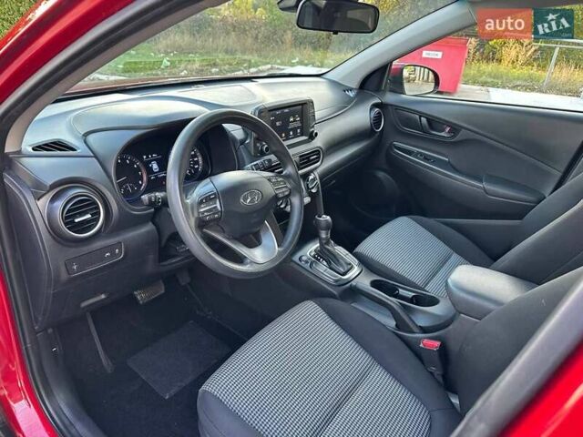 Красный Хендай Kona, объемом двигателя 2 л и пробегом 179 тыс. км за 13500 $, фото 11 на Automoto.ua