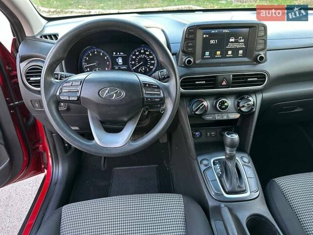 Красный Хендай Kona, объемом двигателя 2 л и пробегом 179 тыс. км за 13500 $, фото 26 на Automoto.ua