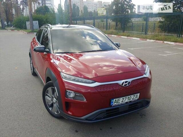 Червоний Хендай Kona, об'ємом двигуна 0 л та пробігом 92 тис. км за 20800 $, фото 1 на Automoto.ua