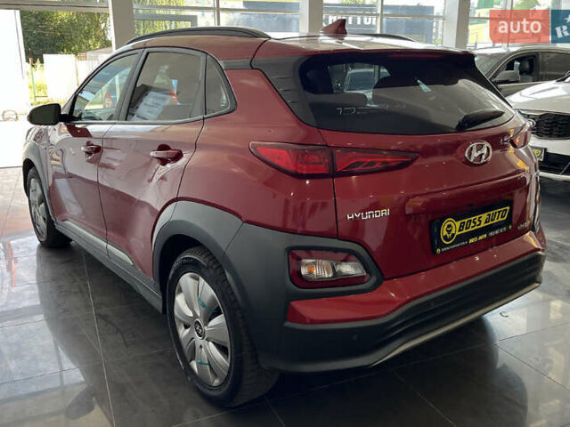 Червоний Хендай Kona, об'ємом двигуна 0 л та пробігом 103 тис. км за 18000 $, фото 4 на Automoto.ua