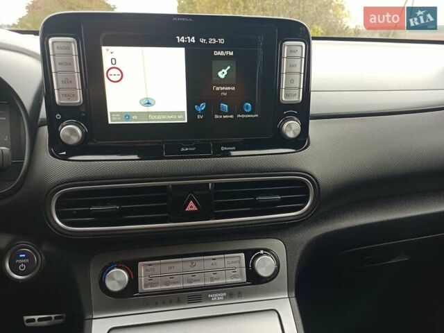 Червоний Хендай Kona, об'ємом двигуна 0 л та пробігом 156 тис. км за 16850 $, фото 51 на Automoto.ua