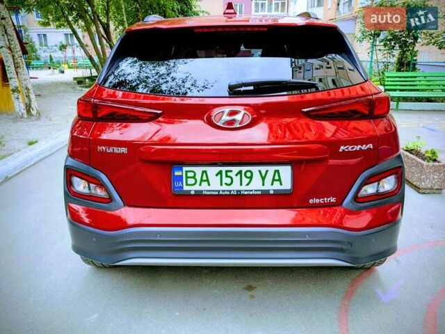 Красный Хендай Kona, объемом двигателя 0 л и пробегом 154 тыс. км за 17200 $, фото 11 на Automoto.ua