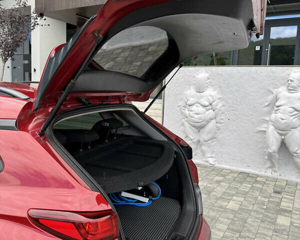 Красный Хендай Kona, объемом двигателя 0 л и пробегом 93 тыс. км за 18200 $, фото 19 на Automoto.ua
