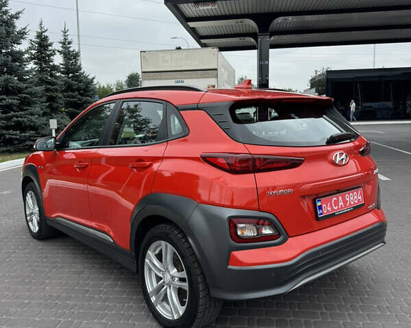 Красный Хендай Kona, объемом двигателя 0 л и пробегом 99 тыс. км за 16900 $, фото 28 на Automoto.ua