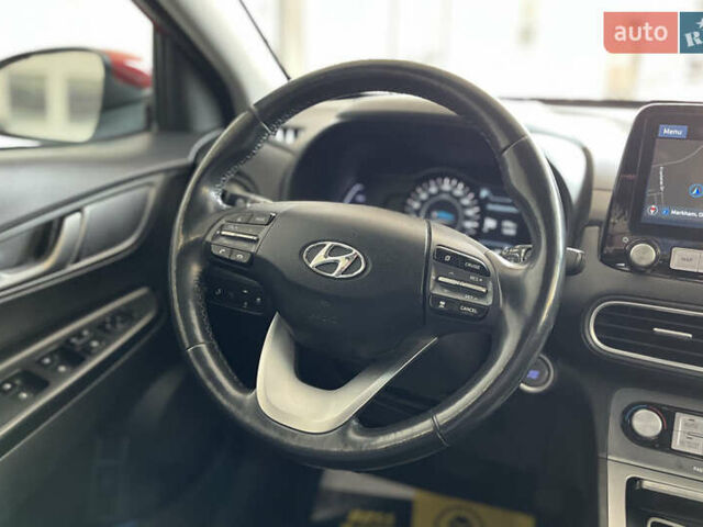 Червоний Хендай Kona, об'ємом двигуна 0 л та пробігом 103 тис. км за 18000 $, фото 20 на Automoto.ua