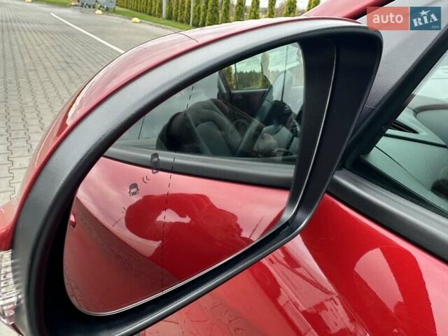 Красный Хендай Kona, объемом двигателя 0 л и пробегом 153 тыс. км за 16190 $, фото 21 на Automoto.ua