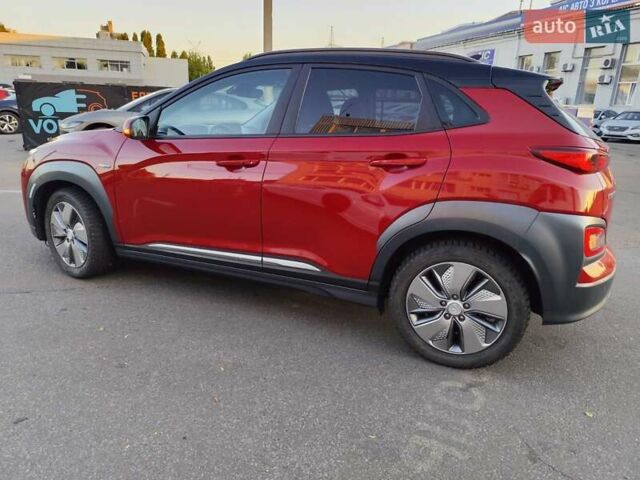 Червоний Хендай Kona, об'ємом двигуна 0 л та пробігом 125 тис. км за 17999 $, фото 1 на Automoto.ua