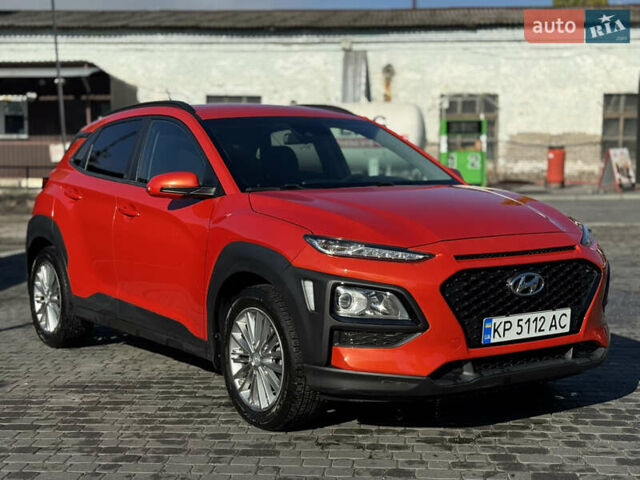 Красный Хендай Kona, объемом двигателя 2 л и пробегом 105 тыс. км за 14900 $, фото 2 на Automoto.ua