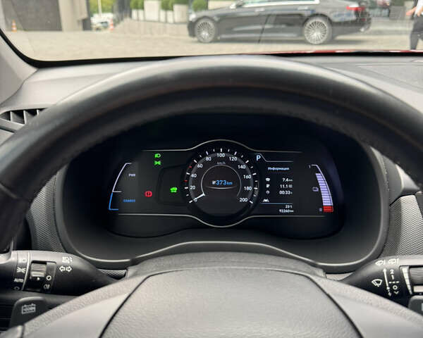 Красный Хендай Kona, объемом двигателя 0 л и пробегом 93 тыс. км за 18200 $, фото 13 на Automoto.ua