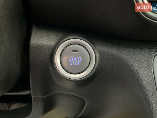 Червоний Хендай Kona, об'ємом двигуна 0 л та пробігом 103 тис. км за 18000 $, фото 26 на Automoto.ua