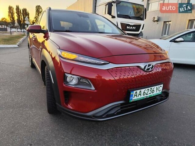 Червоний Хендай Kona, об'ємом двигуна 0 л та пробігом 125 тис. км за 17999 $, фото 11 на Automoto.ua
