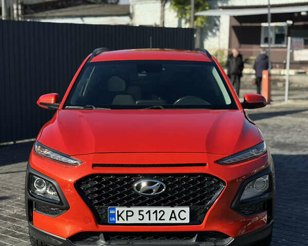 Красный Хендай Kona, объемом двигателя 2 л и пробегом 105 тыс. км за 14900 $, фото 6 на Automoto.ua