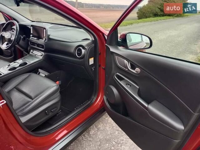 Червоний Хендай Kona, об'ємом двигуна 0 л та пробігом 156 тис. км за 16850 $, фото 22 на Automoto.ua