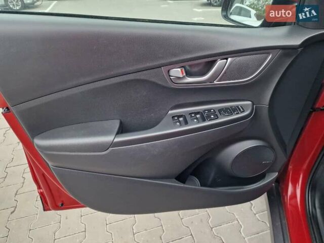 Червоний Хендай Kona, об'ємом двигуна 0 л та пробігом 79 тис. км за 16200 $, фото 21 на Automoto.ua