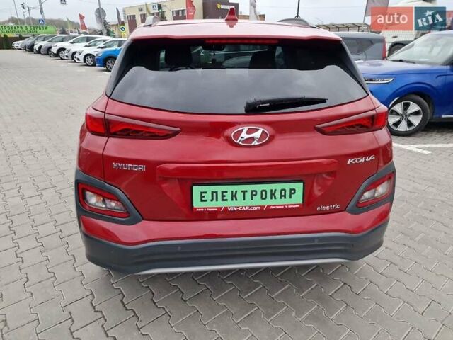 Червоний Хендай Kona, об'ємом двигуна 0 л та пробігом 79 тис. км за 16200 $, фото 14 на Automoto.ua