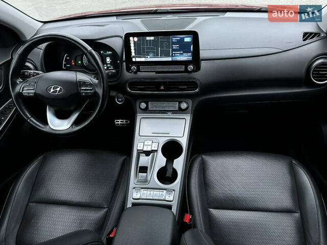 Красный Хендай Kona, объемом двигателя 0 л и пробегом 135 тыс. км за 17990 $, фото 41 на Automoto.ua