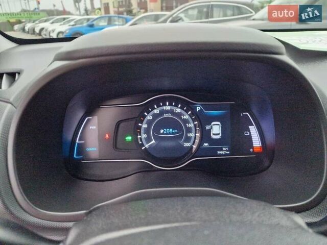 Червоний Хендай Kona, об'ємом двигуна 0 л та пробігом 79 тис. км за 16200 $, фото 28 на Automoto.ua