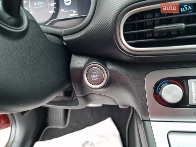 Червоний Хендай Kona, об'ємом двигуна 0 л та пробігом 79 тис. км за 16200 $, фото 33 на Automoto.ua