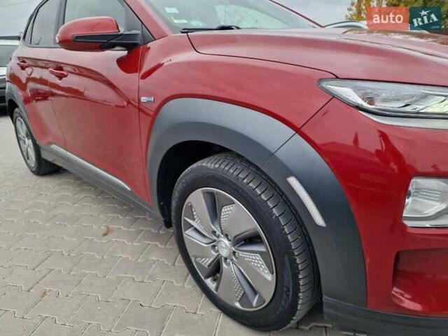 Червоний Хендай Kona, об'ємом двигуна 0 л та пробігом 79 тис. км за 16200 $, фото 7 на Automoto.ua