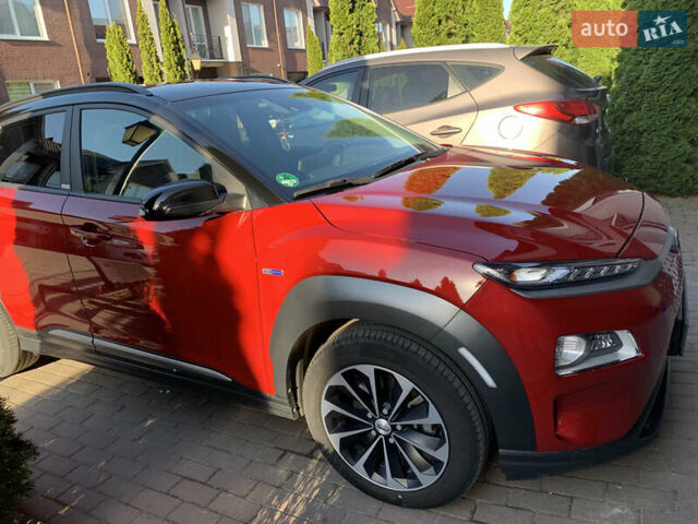 Красный Хендай Kona, объемом двигателя 0 л и пробегом 73 тыс. км за 17000 $, фото 7 на Automoto.ua