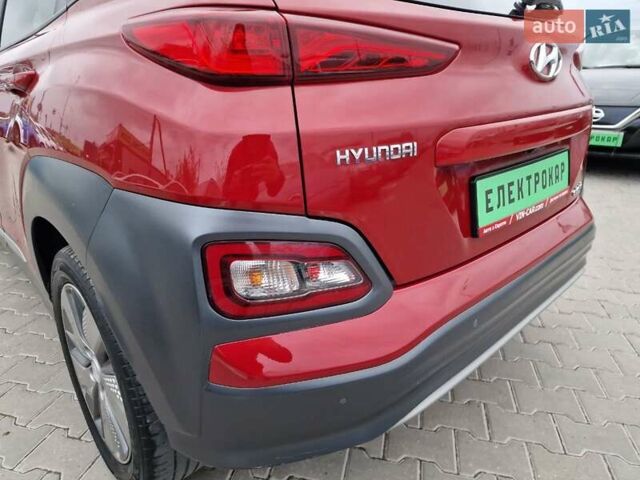 Червоний Хендай Kona, об'ємом двигуна 0 л та пробігом 79 тис. км за 16200 $, фото 16 на Automoto.ua