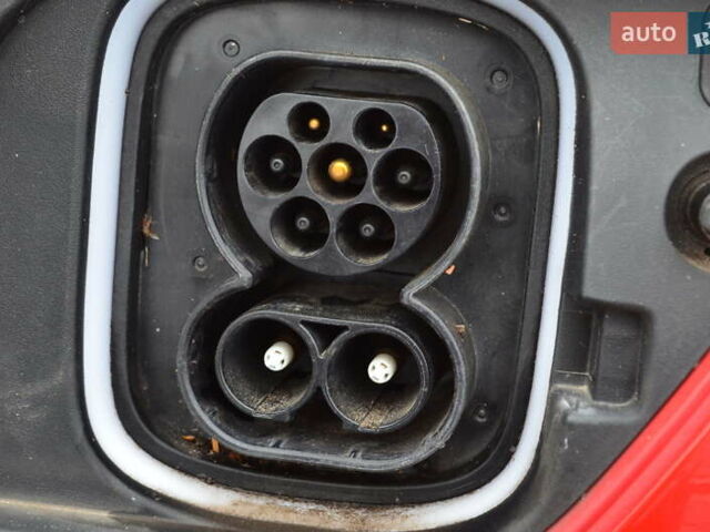 Красный Хендай Kona, объемом двигателя 0 л и пробегом 70 тыс. км за 19917 $, фото 35 на Automoto.ua