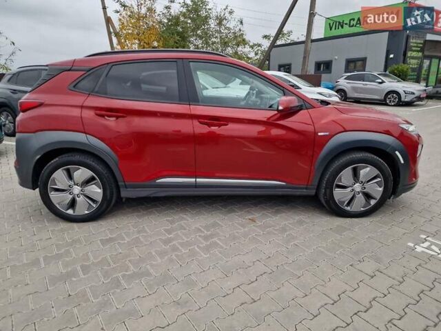 Червоний Хендай Kona, об'ємом двигуна 0 л та пробігом 79 тис. км за 16200 $, фото 9 на Automoto.ua