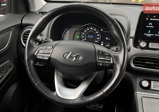 Красный Хендай Kona, объемом двигателя 0 л и пробегом 70 тыс. км за 19917 $, фото 15 на Automoto.ua