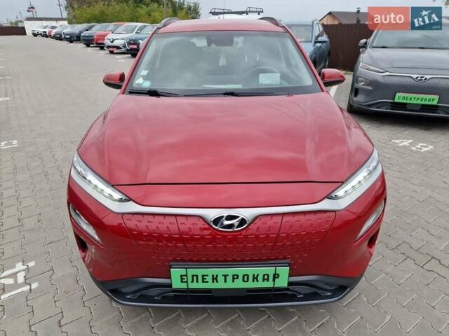 Червоний Хендай Kona, об'ємом двигуна 0 л та пробігом 79 тис. км за 16200 $, фото 3 на Automoto.ua