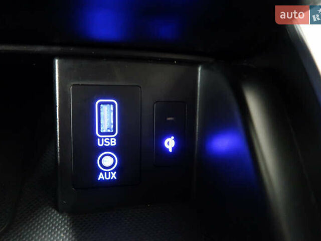 Красный Хендай Kona, объемом двигателя 0 л и пробегом 53 тыс. км за 15521 $, фото 17 на Automoto.ua