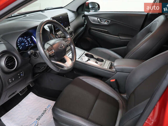 Красный Хендай Kona, объемом двигателя 0 л и пробегом 53 тыс. км за 15521 $, фото 10 на Automoto.ua