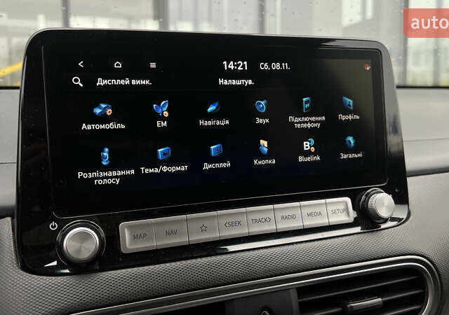 Красный Хендай Kona, объемом двигателя 0 л и пробегом 70 тыс. км за 19917 $, фото 21 на Automoto.ua