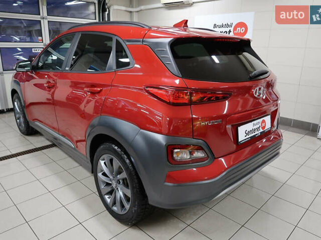 Красный Хендай Kona, объемом двигателя 0 л и пробегом 53 тыс. км за 15521 $, фото 2 на Automoto.ua