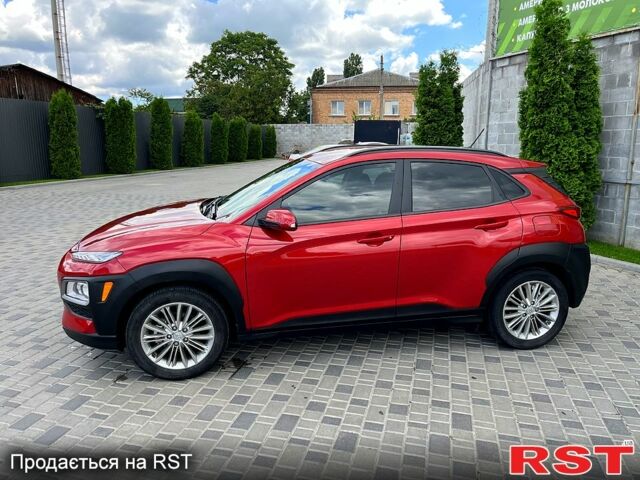 Красный Хендай Kona, объемом двигателя 2 л и пробегом 75 тыс. км за 17300 $, фото 1 на Automoto.ua