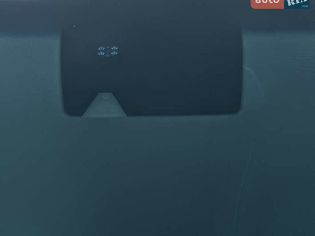 Красный Хендай Kona, объемом двигателя 0 л и пробегом 135 тыс. км за 17990 $, фото 17 на Automoto.ua