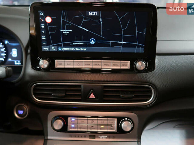 Красный Хендай Kona, объемом двигателя 0 л и пробегом 53 тыс. км за 15521 $, фото 18 на Automoto.ua