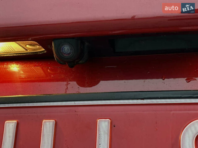 Красный Хендай Kona, объемом двигателя 0 л и пробегом 135 тыс. км за 17990 $, фото 21 на Automoto.ua