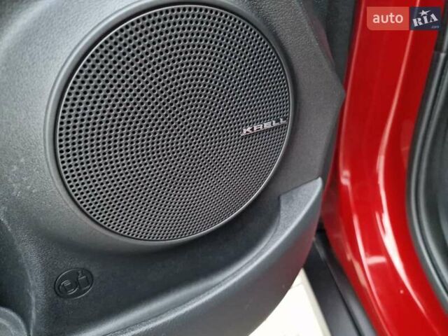 Красный Хендай Kona, объемом двигателя 0 л и пробегом 101 тыс. км за 16200 $, фото 27 на Automoto.ua