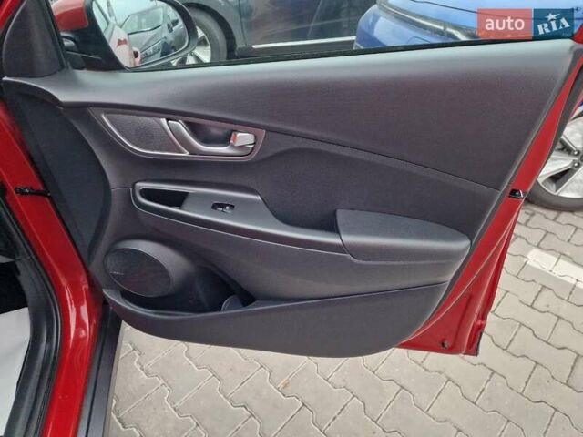 Червоний Хендай Kona, об'ємом двигуна 0 л та пробігом 79 тис. км за 16200 $, фото 44 на Automoto.ua
