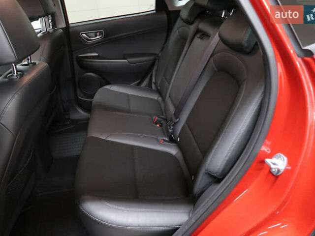 Красный Хендай Kona, объемом двигателя 0 л и пробегом 53 тыс. км за 15521 $, фото 13 на Automoto.ua