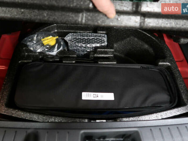 Красный Хендай Kona, объемом двигателя 0 л и пробегом 53 тыс. км за 15521 $, фото 8 на Automoto.ua